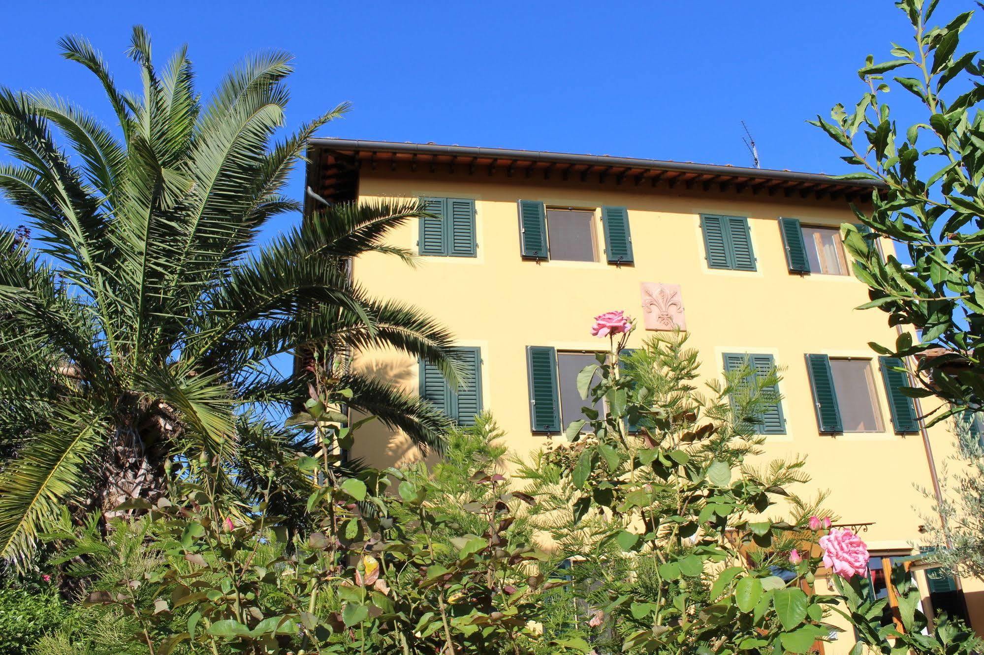 Albergo La Pieve Кастелфиорентино Екстериор снимка