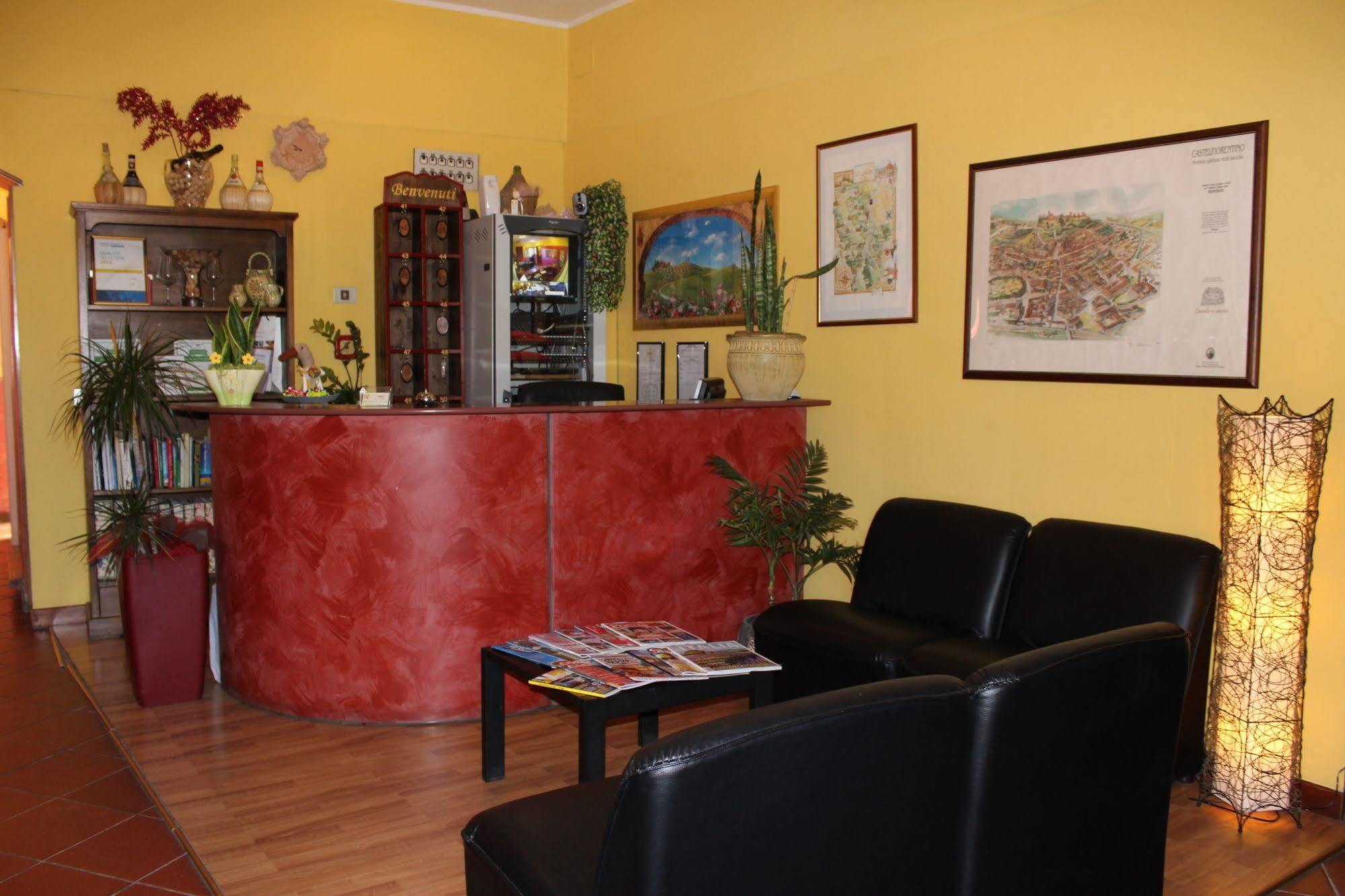 Albergo La Pieve Кастелфиорентино Екстериор снимка