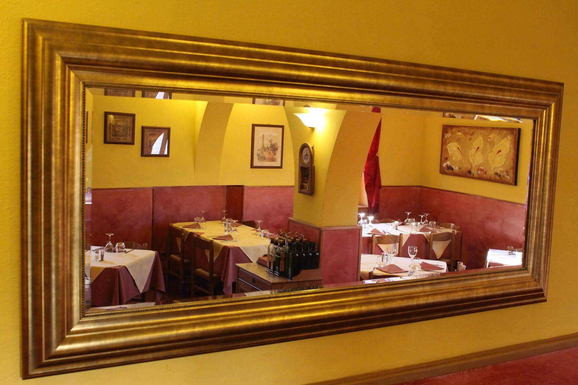 Albergo La Pieve Кастелфиорентино Екстериор снимка
