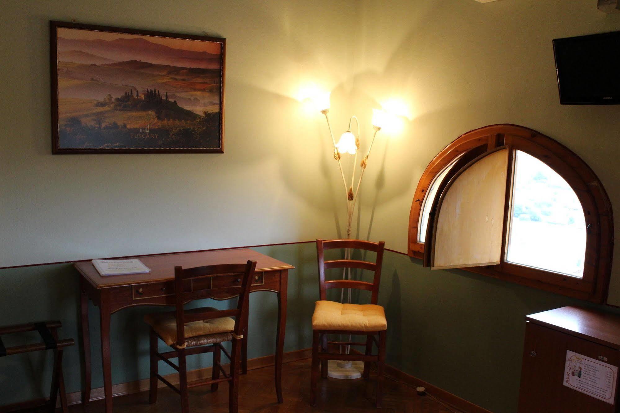 Albergo La Pieve Кастелфиорентино Екстериор снимка