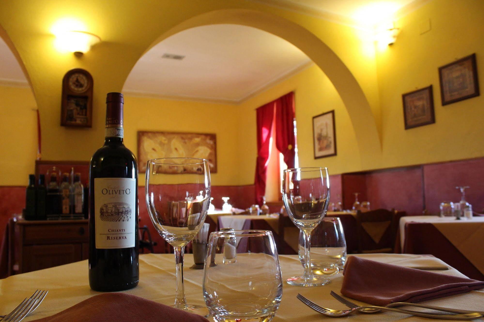 Albergo La Pieve Кастелфиорентино Екстериор снимка